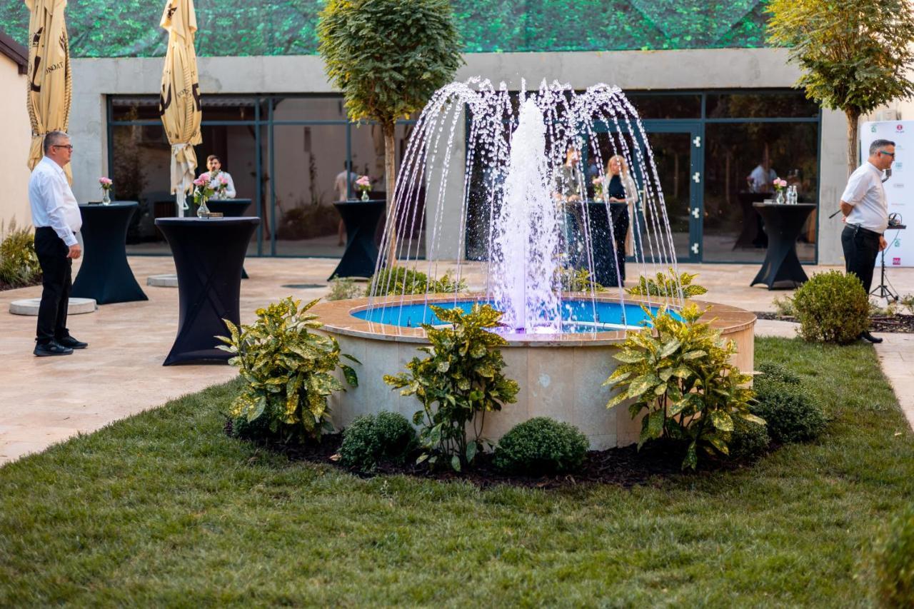 La Boheme Corbeanca - Partener Therme Ostratu Zewnętrze zdjęcie